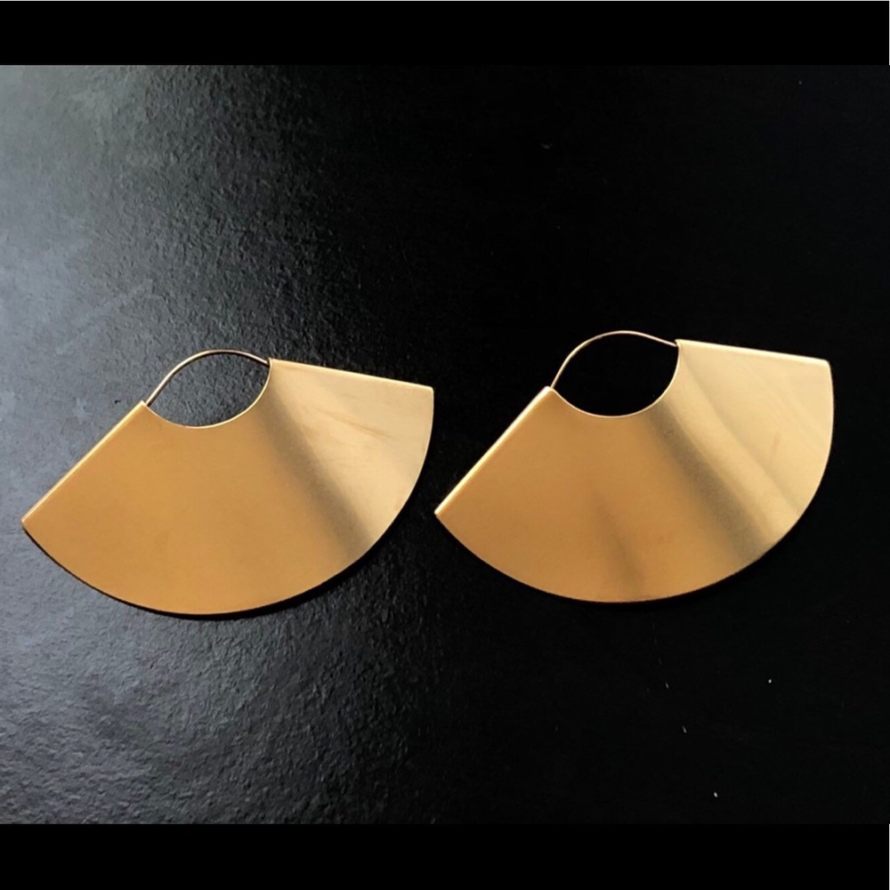 Half Moon Fan Matte Gold Earrings